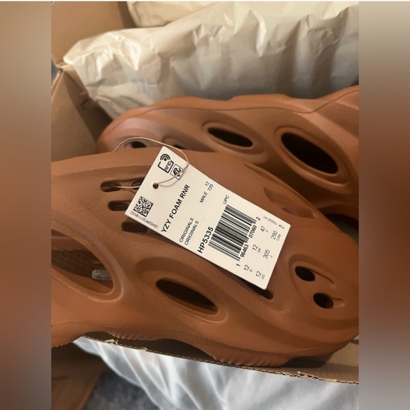 Yezzy foam runners - Picture 3 of 3